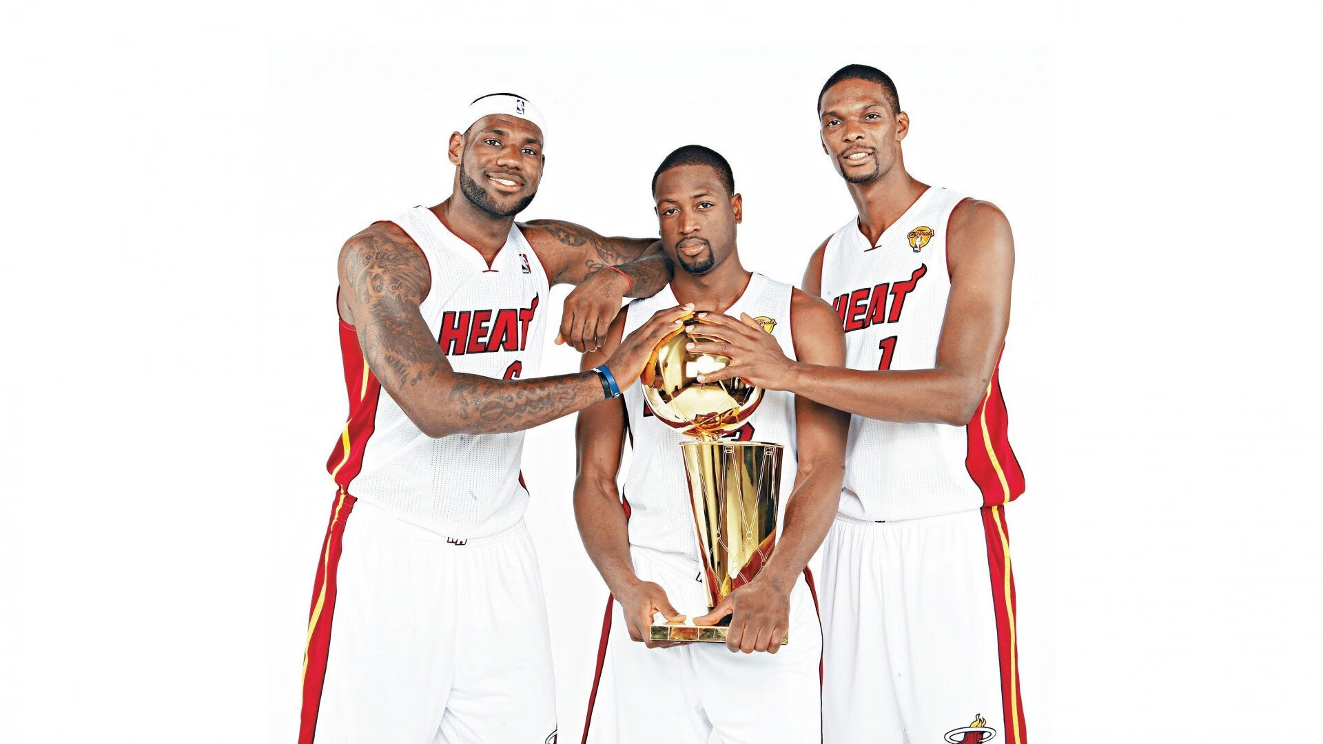 《英雄联盟》新英雄“风暴之主”预告片发布,期待值炸裂